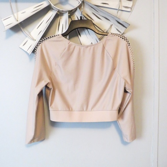 Victoria Sport Victoria Secret Mesh‎ Panel Long Sleeve Cropped Top Medium - Picture 8 of 11